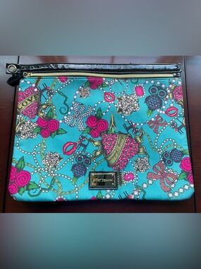 Bright Turquoise Printed Clutch with Pink Accents